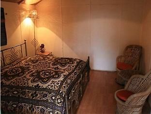 Отель Camp Potters Hill Шимла Экстерьер фото